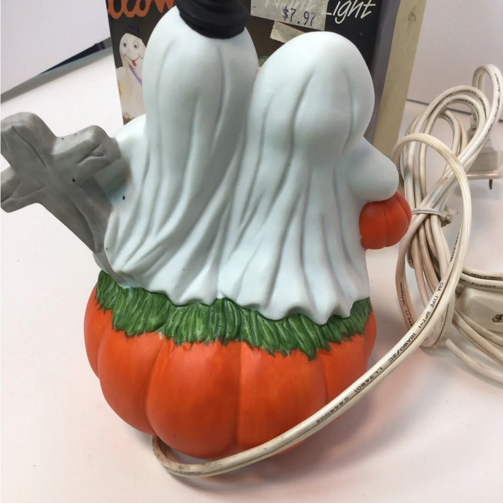 Vintage Halloween Ghost Lamp with Pumpkin Base, with original box